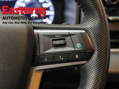 Used 2023 Mitsubishi Outlander SEL image 16