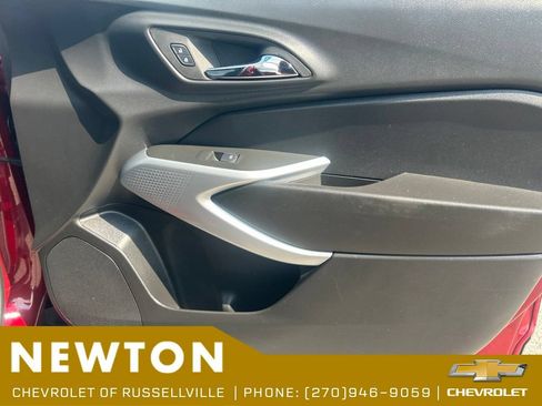 Used 2024 Chevrolet Trax LS FWD image 24