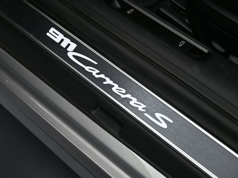 Certified 2026 Porsche 911 Carrera S RWD image 28