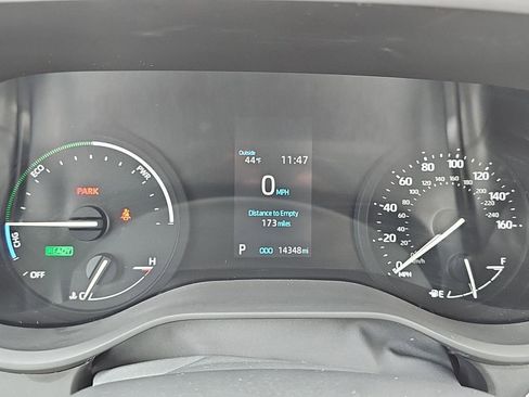 Used 2023 Toyota Sienna XLE image 15