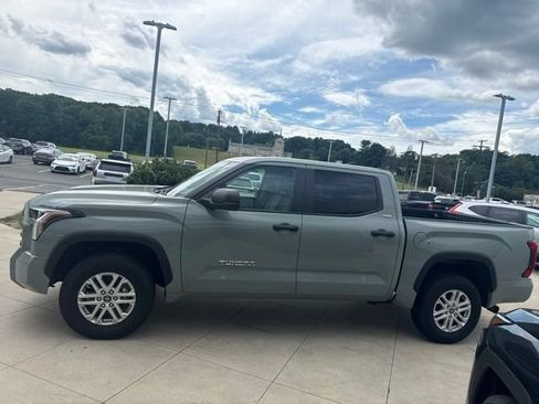 Used 2024 Toyota Tundra SR5 AWD/4WD image 4