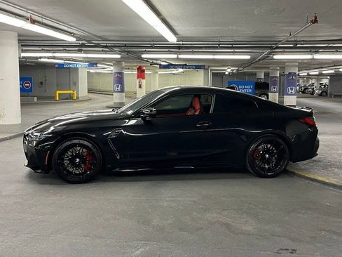 Used 2021 BMW M4 Competition w/ Executive Package image 31