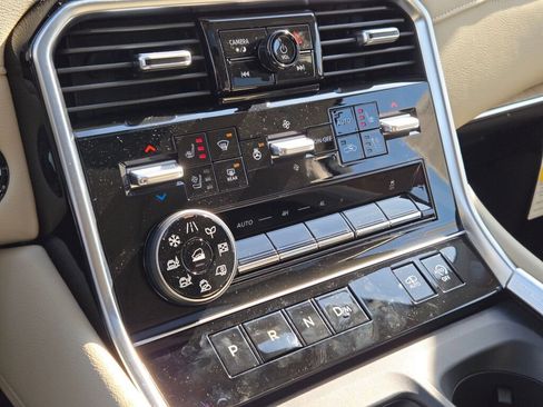 New 2026 Nissan Armada Platinum Reserve w/ Accent Package image 30