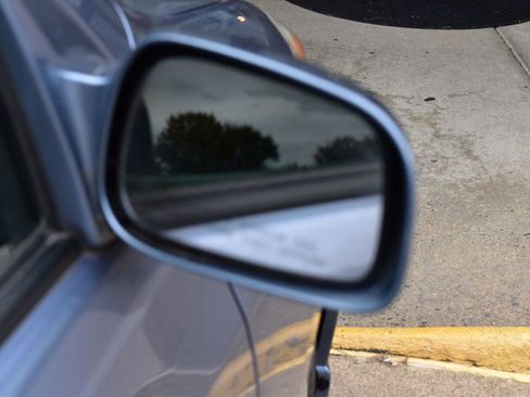 Used 2008 Toyota Matrix XR image 34