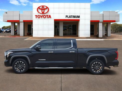 Used 2023 Toyota Tundra Limited w/ Power Package RWD image 3
