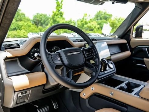 New 2026 Land Rover Defender 110 X AWD/4WD image 2