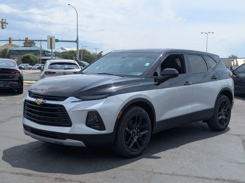 Used 2022 Chevrolet Blazer LT FWD image 9