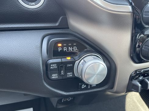 Used 2020 RAM 1500 Laramie AWD/4WD image 25