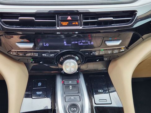 Used 2023 Acura MDX FWD w/ Technology Package image 17