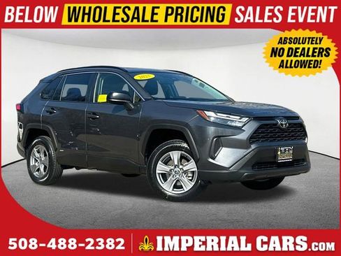 Used 2025 Toyota RAV4 LE image 1