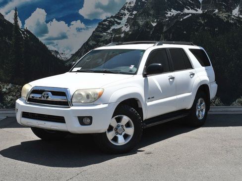 Used 2007 Toyota 4Runner SR5 AWD/4WD image 6