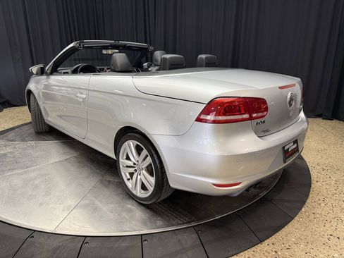 Used 2012 Volkswagen Eos Lux FWD image 13