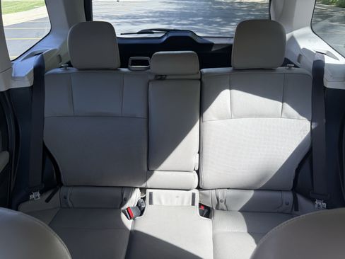Used 2016 Subaru Forester 2.5i Limited AWD/4WD image 12