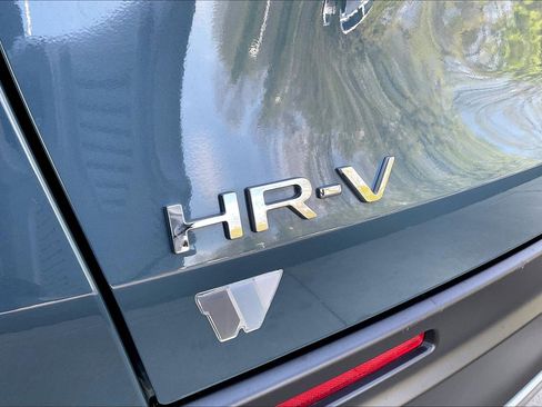 Used 2025 Honda HR-V Sport image 23