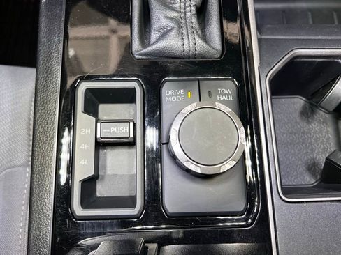 Used 2022 Toyota Tundra SR5 w/ SR5 Convenience Package image 35