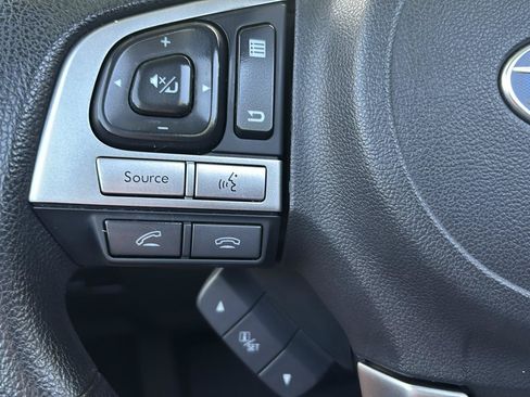 Used 2017 Subaru Forester 2.5i Premium AWD/4WD image 23