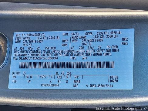 Used 2023 Lincoln Corsair AWD w/ Towing Package image 37