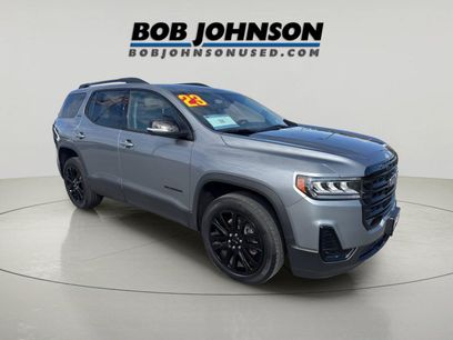 Used 2023 GMC Acadia SLE w/ Driver Convenience Package