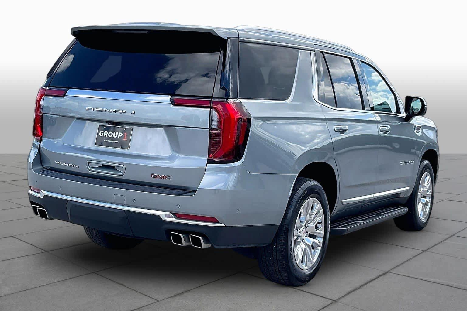 Used 2025 GMC Yukon Denali RWD image 13