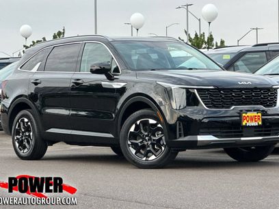 Used 2024 Kia Sorento S w/ Panoramic Sunroof Package