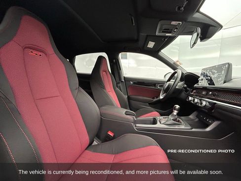 Used 2026 Honda Civic Si image 15
