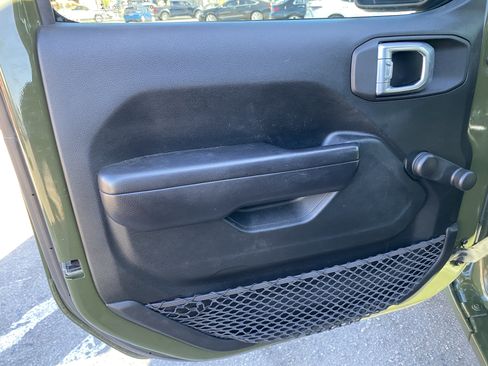 Used 2020 Jeep Wrangler Unlimited Sport AWD/4WD image 16