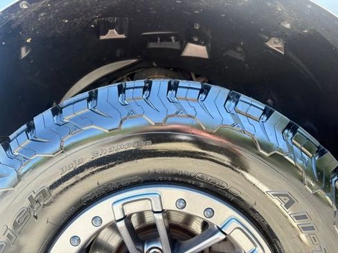 Used 2020 Ford F150 Raptor w/ Equipment Group 802A Luxury AWD/4WD image 11