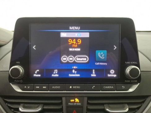 Used 2024 Nissan Altima 2.5 SR image 19