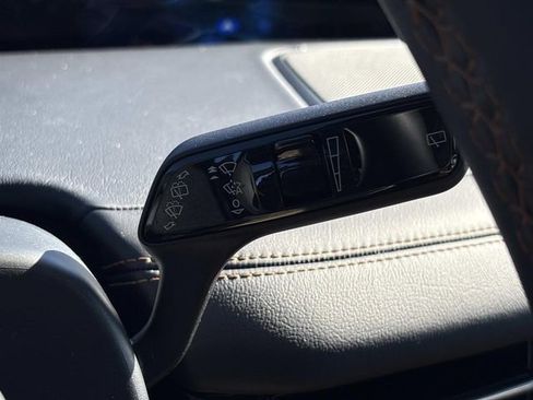 New 2025 Lincoln Navigator Black Label image 33