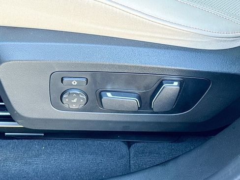 Used 2025 BMW X3 M50 w/ Premium Package image 15