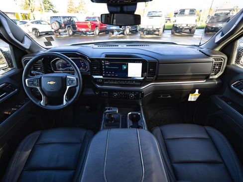 New 2025 Chevrolet Silverado 1500 LT w/ Z71 Off-Road Package image 30