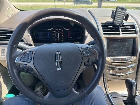 Used 2014 Lincoln MKX FWD image 13