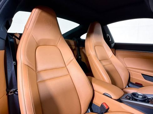 Certified 2026 Porsche 911 Carrera RWD image 18