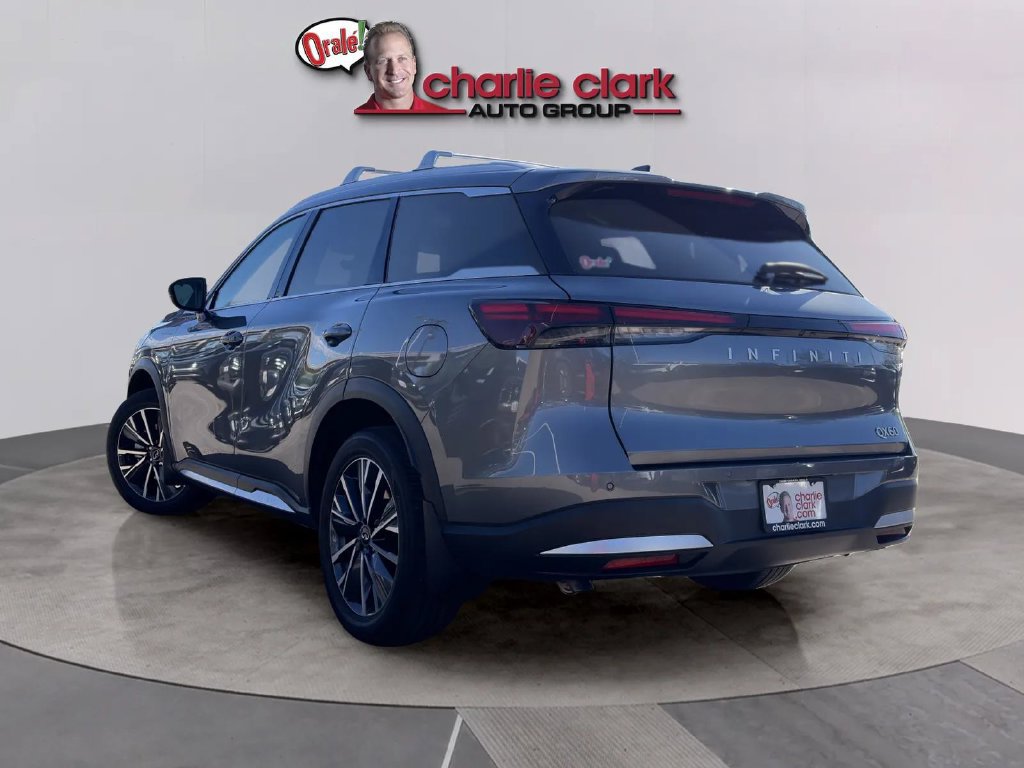 Used 2026 INFINITI QX60 Luxe w/ Cargo Package FWD image 2