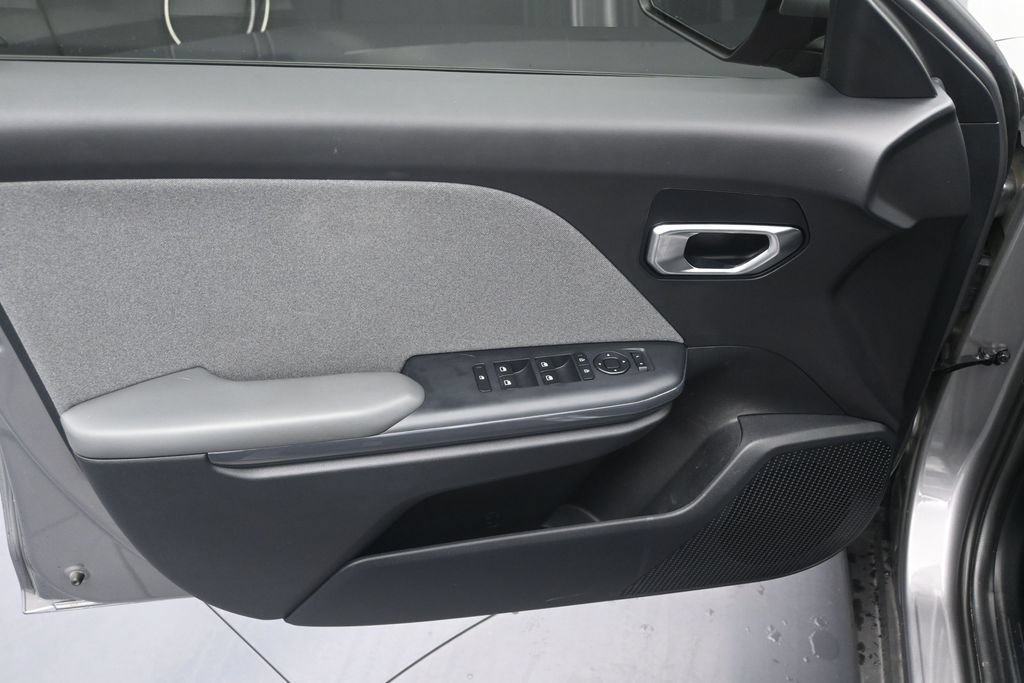 Used 2025 Kia K4 EX FWD image 9