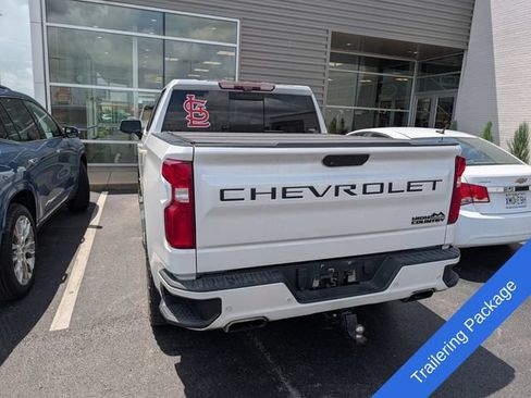 Used 2020 Chevrolet Silverado 1500 High Country w/ Technology Package AWD/4WD image 9