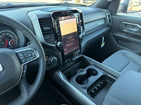 New 2026 RAM 1500 Big Horn AWD/4WD image 28