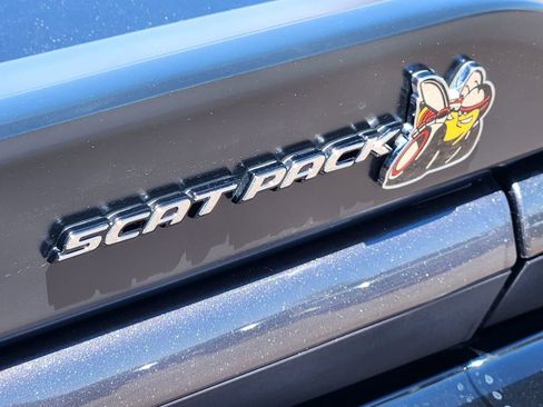 Used 2022 Dodge Challenger R/T Scat Pack w/ Shaker Package RWD image 31