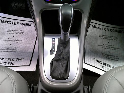 Used 2015 Buick Verano Base image 20