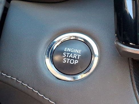 Used 2023 Toyota Highlander L image 22