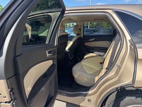 Used 2021 Ford Edge SEL w/ Convenience Package FWD image 14