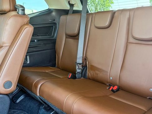 Used 2024 Subaru Ascent Touring AWD/4WD image 19