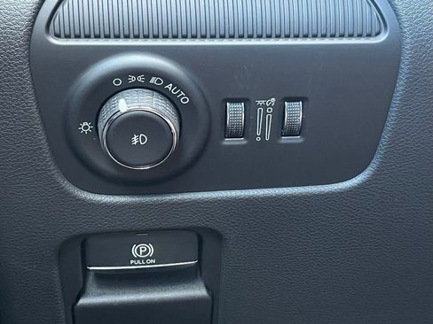 New 2025 Jeep Wagoneer L Series II image 20