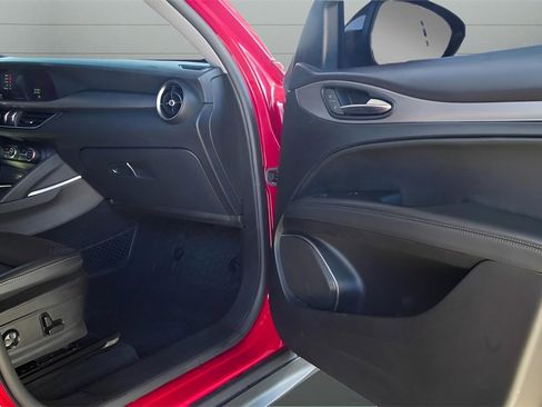 Used 2018 Alfa Romeo Stelvio Sport w/ Quick Order Package 22J Sport image 44