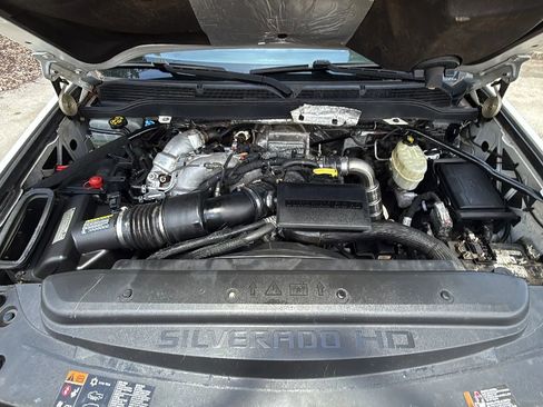 Used 2018 Chevrolet Silverado 3500 W/T w/ WT Convenience Package AWD/4WD image 11