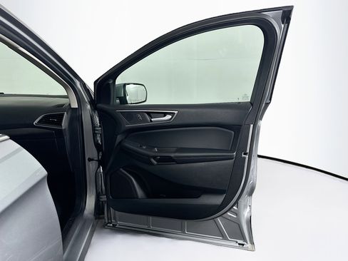 Used 2023 Ford Edge SEL image 31