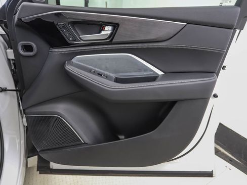 Used 2025 Acura MDX w/ Advance Package image 31