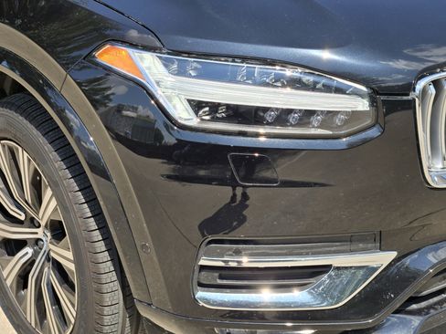 Used 2025 Volvo XC90 B6 Plus w/ Protection Package Premier image 13