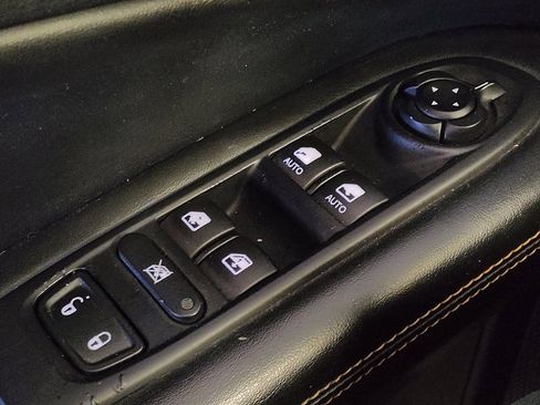 Used 2019 Jeep Compass Limited FWD image 27