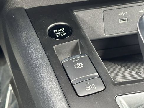 New 2026 Nissan Kicks S image 19